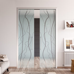 Porta scorrevole a scomparsa doppia Glassmode telaio in alluminio ante in vetro Porta scorrevole a scomparsa doppia Glassmode Viaggo Scavo: Design elegante con telaio alluminio e ante vetro sabbiato con bassorilievi